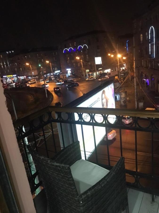 Квартира Около Станции Метро С Балконами يريفان المظهر الخارجي الصورة